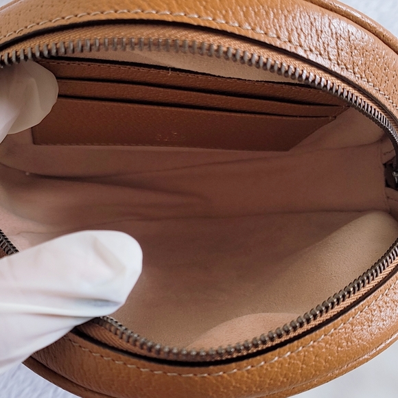 Authentic Gucci x Disney Mickey Mouse GG Supreme Monogram Mini Round Backpack - Picture 8 of 16